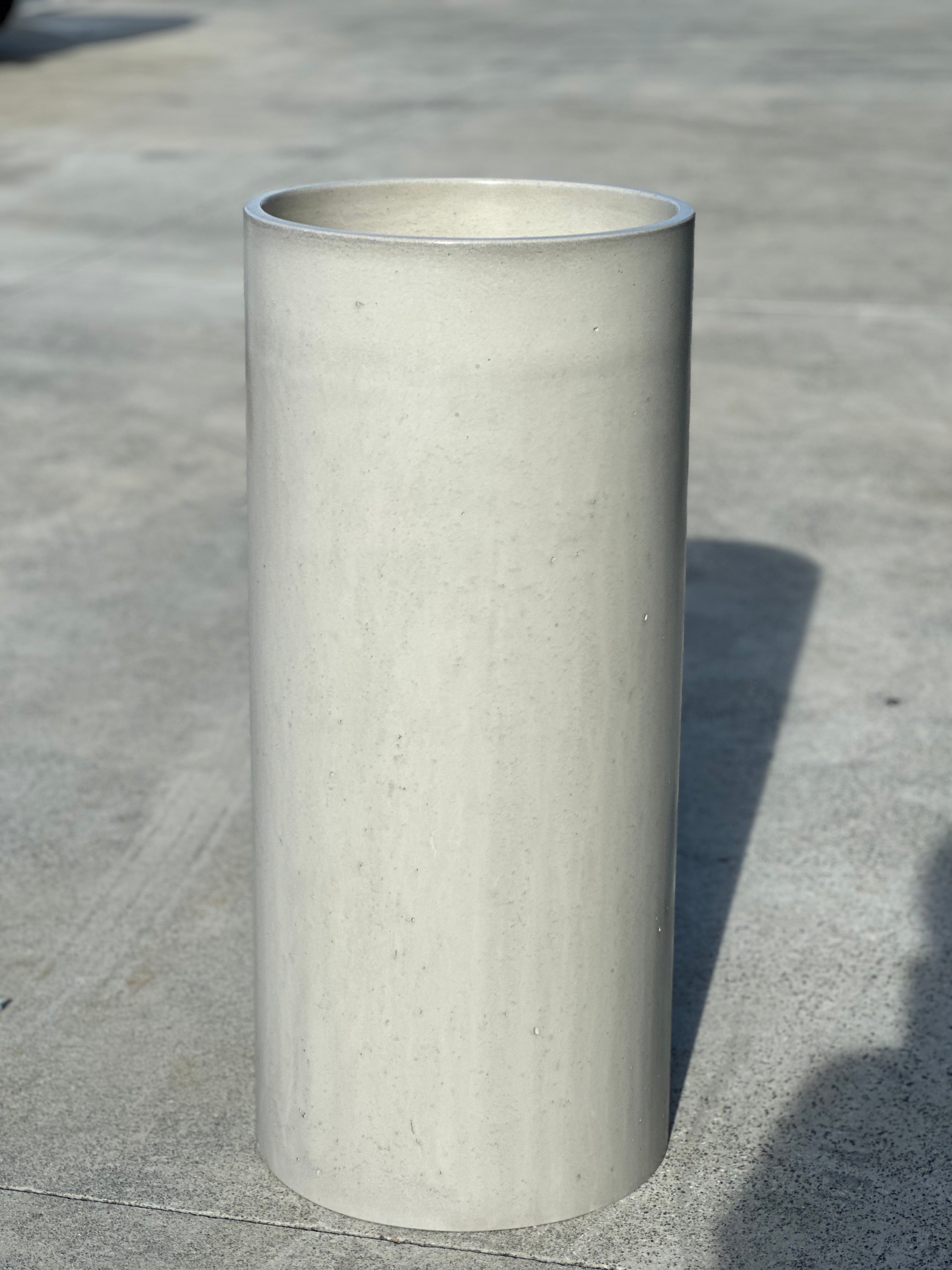 Flow Concrete Pedestal Basin – Freestanding Column Sink | Edje Concrete