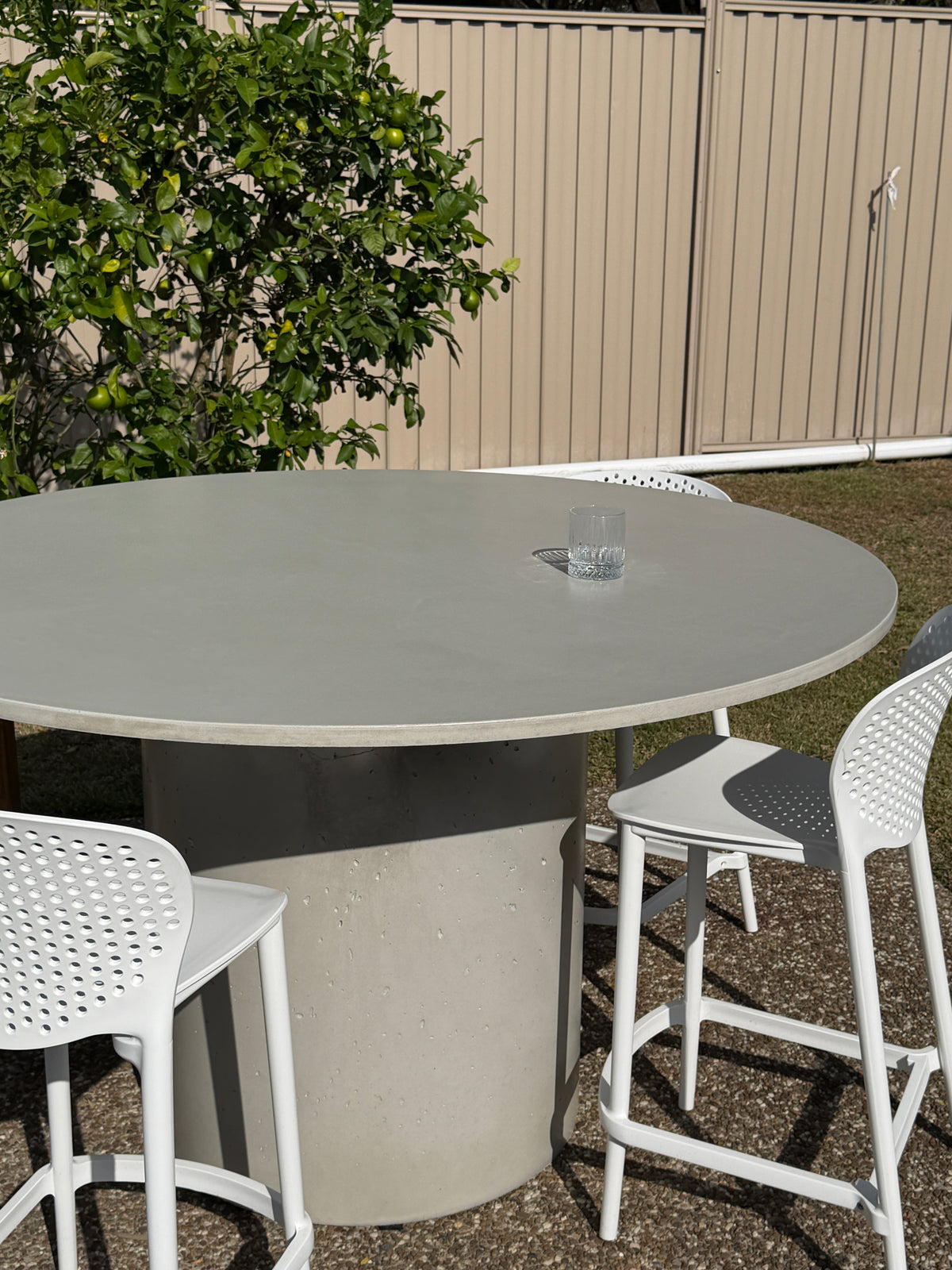 HALO Concrete Dining Table - Round Pedestal Design | Edje Concrete