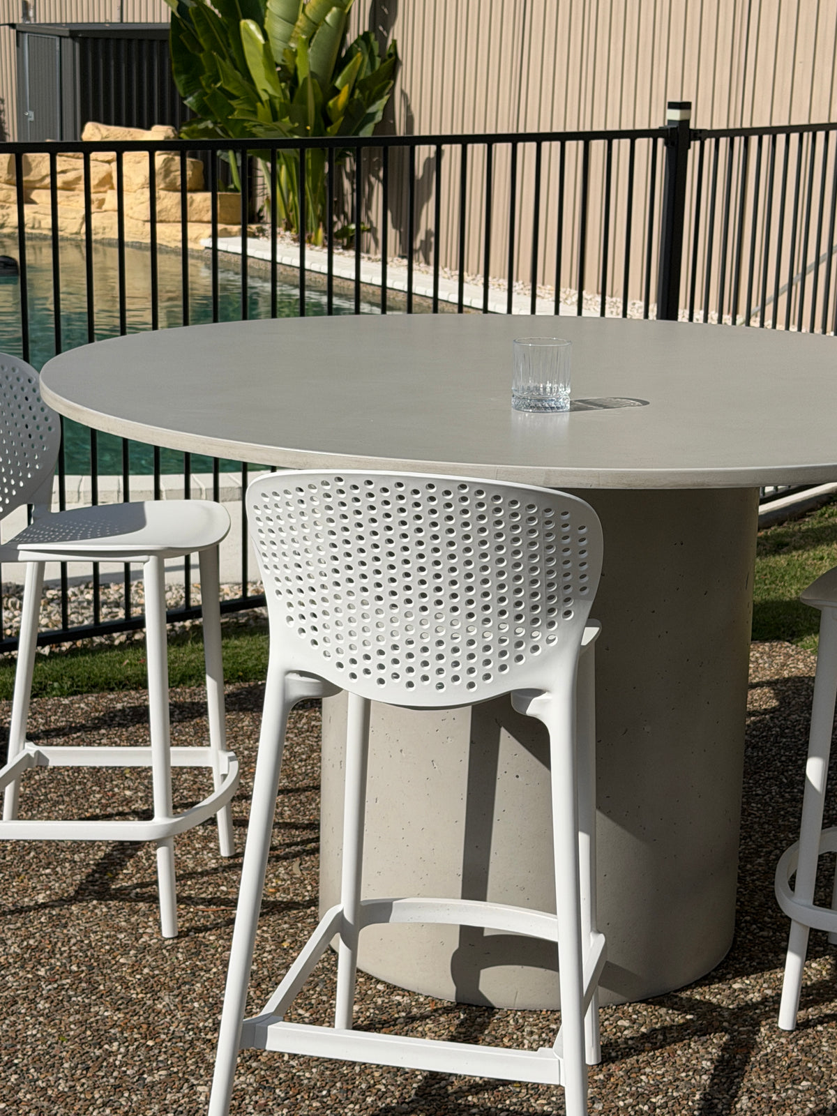 HALO Concrete Dining Table - Round Pedestal Design | Edje Concrete