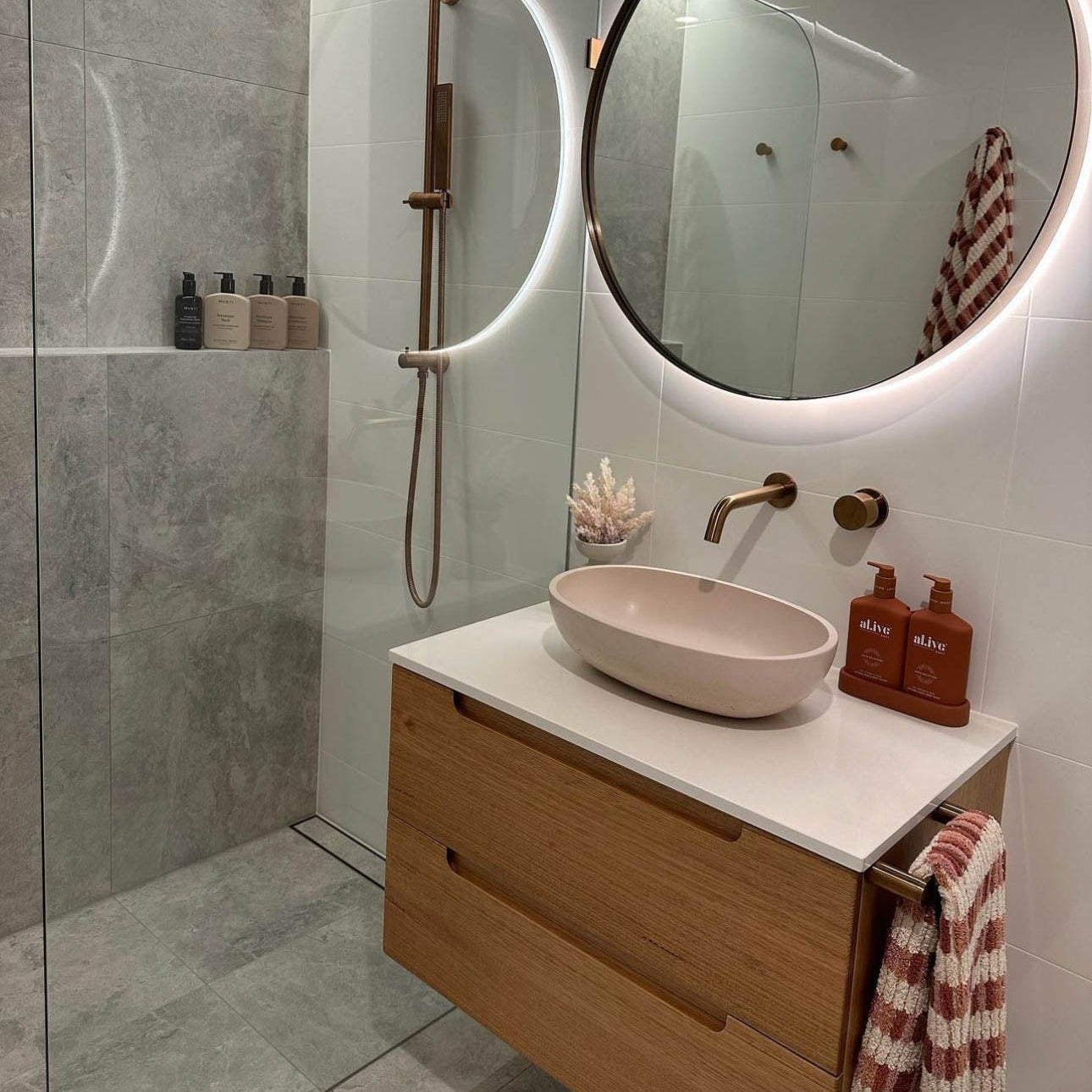 Oslo Concrete Basin – Compact Handcrafted Sink | Edje Concrete