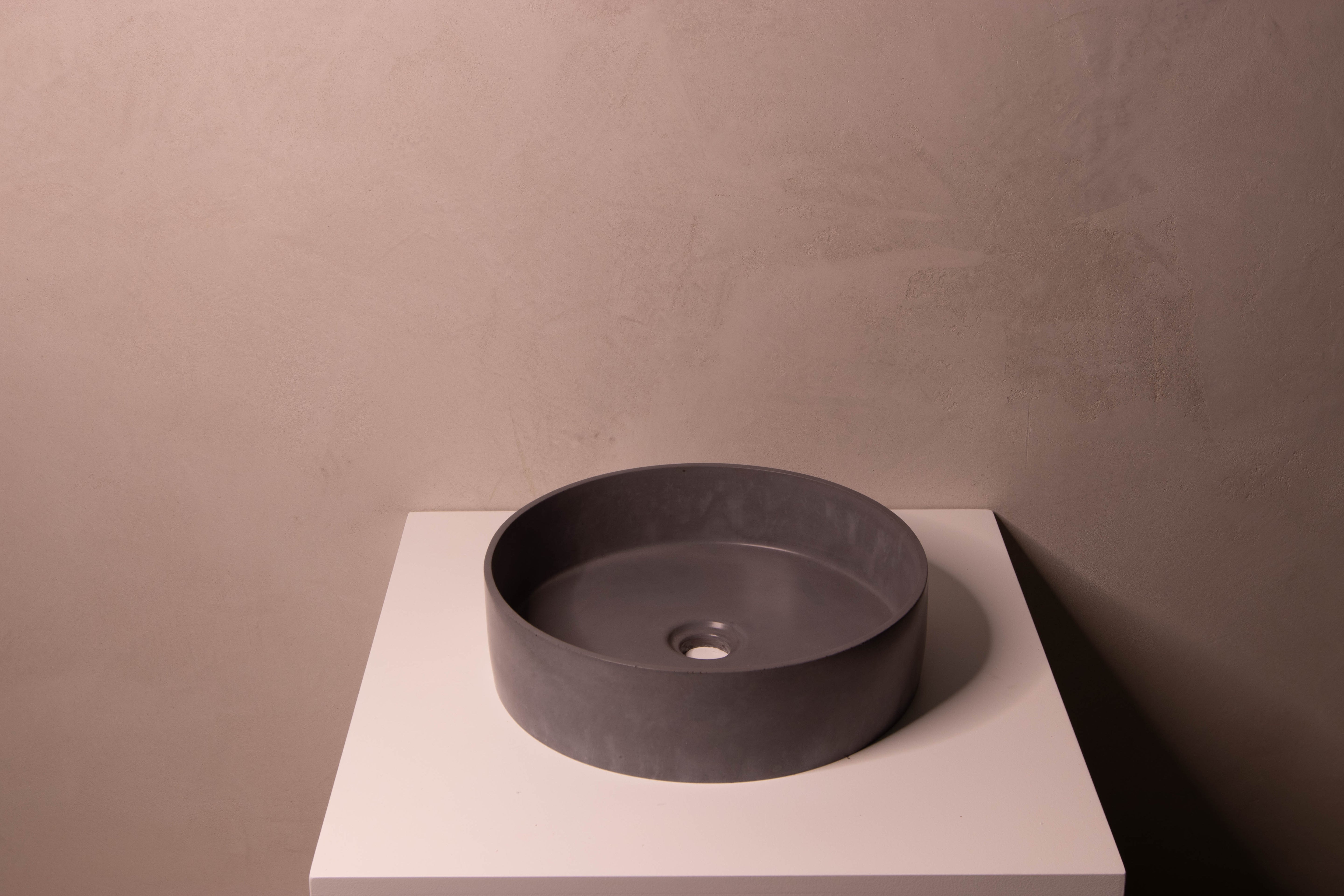 REVOLVE Basin - Grey