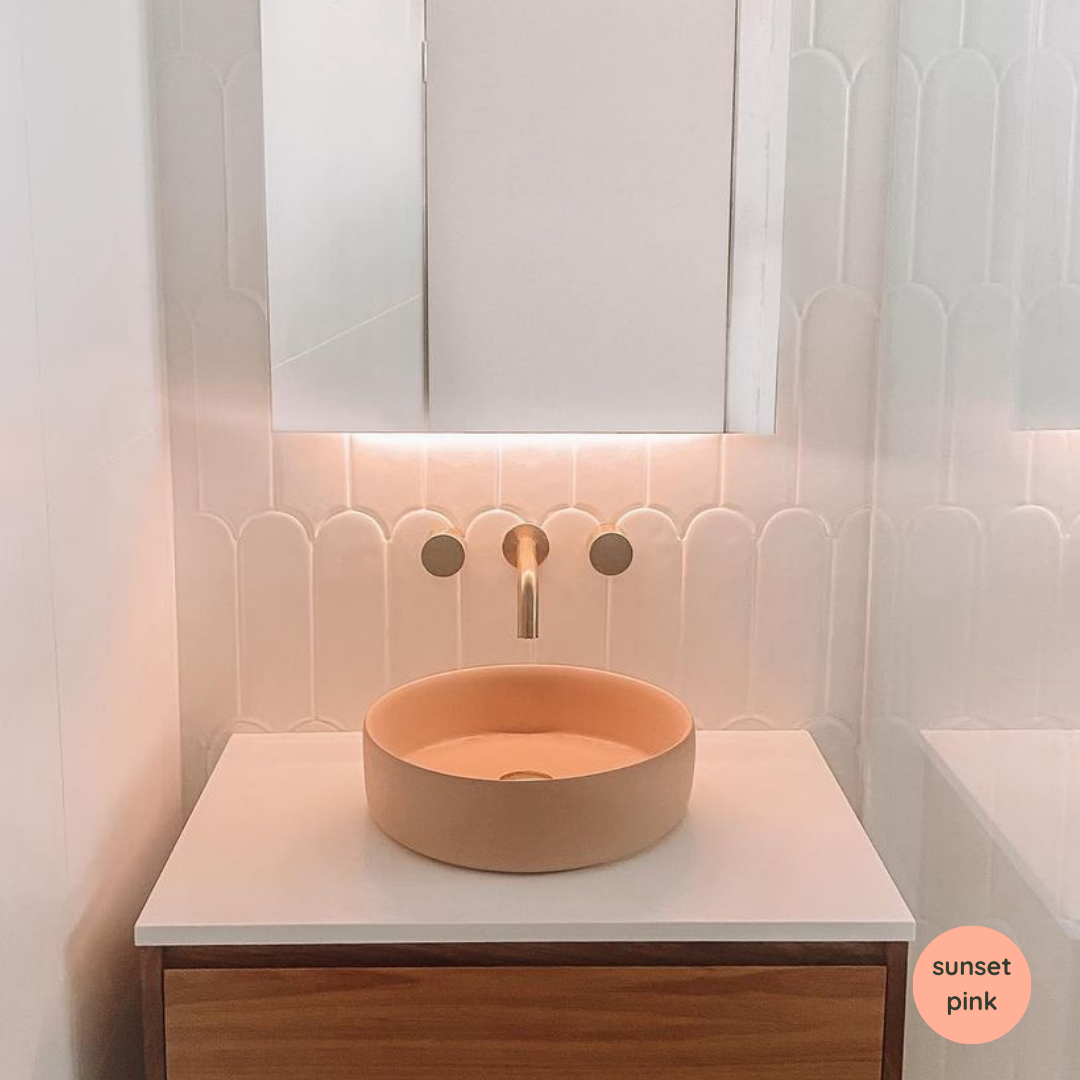 Lunar Concrete Basin – Round Pencil-Edge Bathroom Sink | Edje Concrete